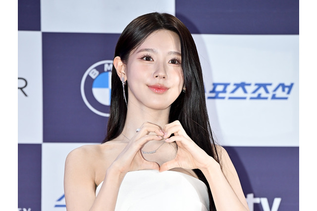 (G)I-DLE・ミヨン、ソロアルバム発売3周年に未公開ショット公開!「この季節になると思い出す…」 画像