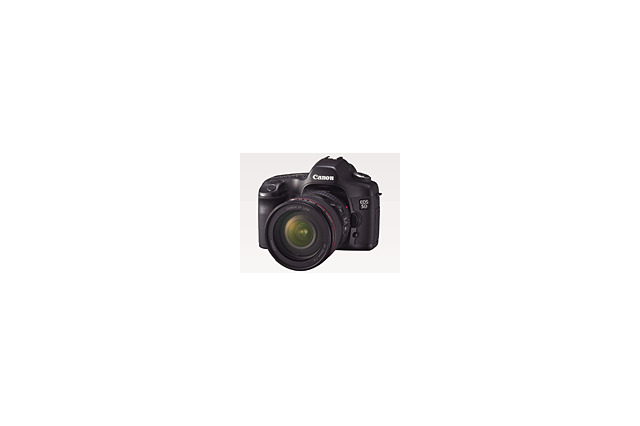 キヤノン、1,280万画素フルサイズCMOS搭載のデジタル一眼レフ「EOS 5D」 画像