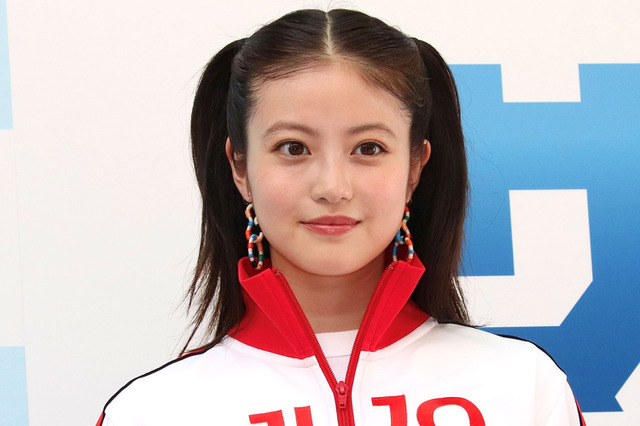 今田美桜、絶対領域あらわな“ミニ丈スタイル”で雰囲気がらり！ 画像