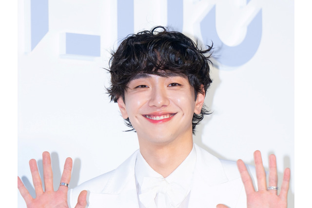 父に腎臓提供→19禁映像“誤投稿”で株ダダ下がり…ナム・ユンス、親孝行で名誉挽回なるか 画像