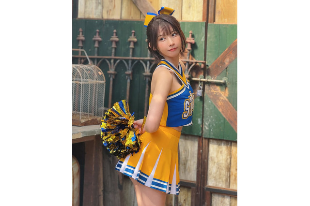 えなこ、ミニスカ×チアガール姿が超キュート！「可愛さの渋滞」「応援してほしい」 画像