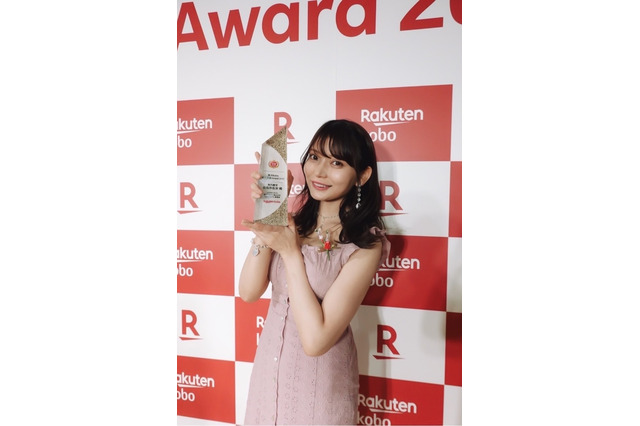 似鳥沙也加、前人未到の快挙！「電子書籍Award2025」3年連続受賞で“デジタル写真集の女王”に 画像