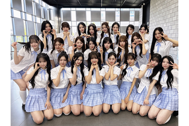 “24人組”ガールズグループtripleS、完全体でカムバック!ダークな世界観が再び 画像