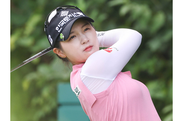 “イ・ボミ2世”パク・ヒョンギョン、日本ツアー初出場8位のウラで達成した「韓国女子ゴルフ初の事例」とは 画像