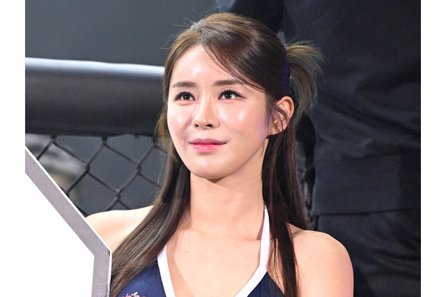 韓国の美しき“ロードガール”、全身ゴールド衣装でファン魅了「エジプトの女神みたい…」【PHOTO】 画像