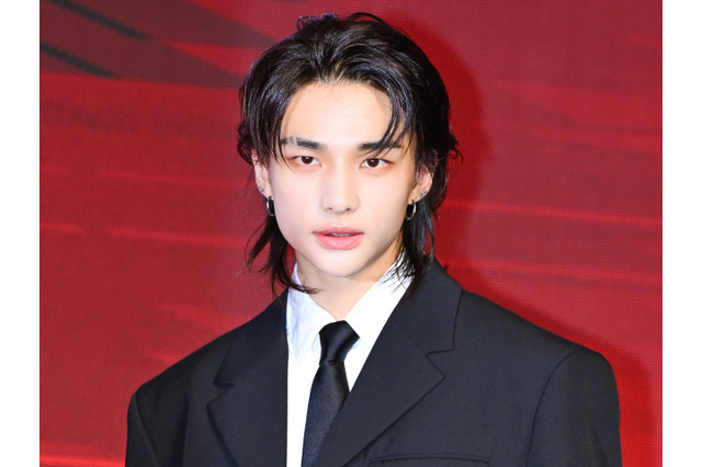 Stray Kids・ヒョンジン、筋肉質な腕露わな夏ルック！ファン想いな一面も「STAYと永遠に一緒に」【PHOTO】 画像