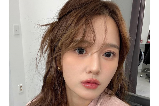 「ヤバい」“結婚から5日”、新婚旅行中の韓国女優が八方塞がり状態…現実と向き合う姿に称賛 画像