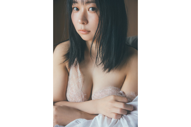 デジタル版のヒットから1年…にゃんこスター・アンゴラ村長、写真集で“本格グラビア”挑戦！ 画像