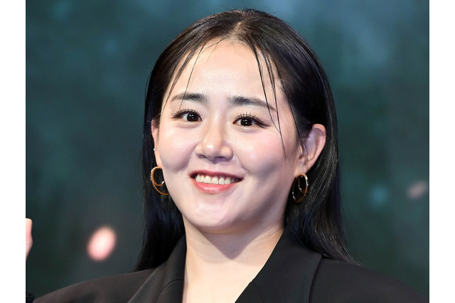 難病の副作用で体重増加した経験も…子役出身女優、狂信者役で大化け！「今年のニュー俳優賞」受賞 画像