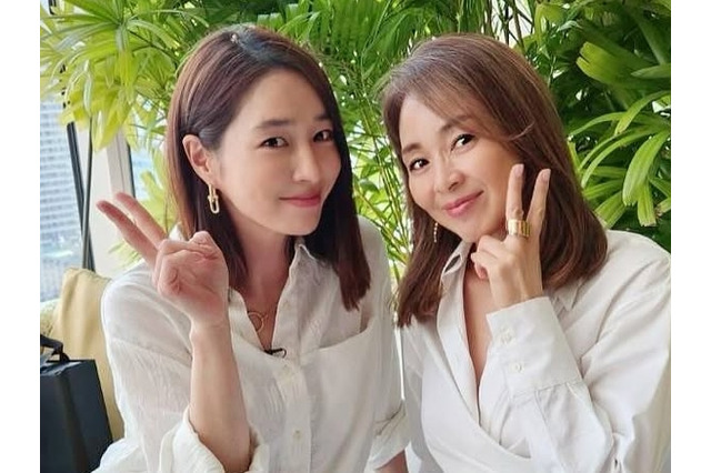 SHIHO×イ・ミンジョン、豪華すぎ“スター妻”の2ショットが東京で実現!「爆美女が2人」【PHOTO】 画像