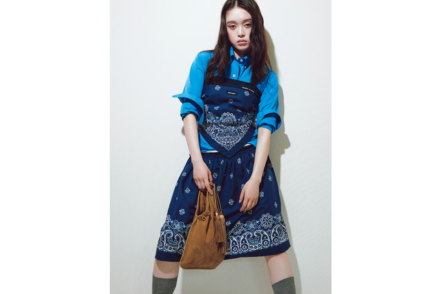 髙石あかりがファッション誌表紙に初登場！ ミュウミュウの最新コレクションを着こなし 画像