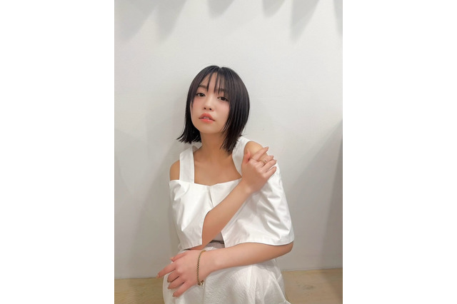 大原優乃、『美的』オフショット一挙公開！ 髪ばっさりの“大胆”イメチェン姿をたっぷりと… 画像