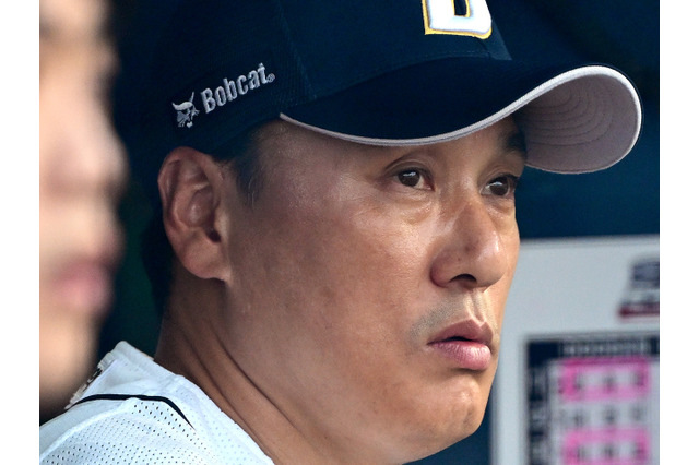 新庄監督と対照的…指導歴ゼロで監督挑戦→2年半で辞任した“元巨人”韓国レジェンドの顛末 画像