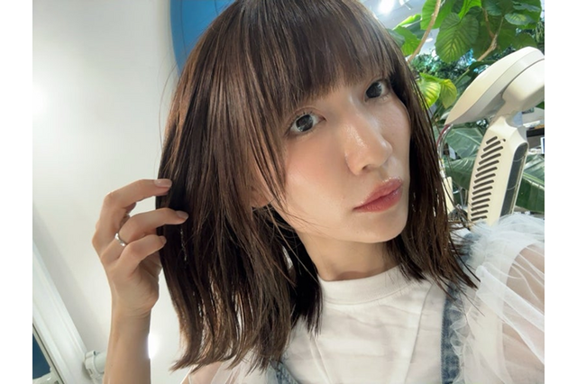 『あいのり』桃、“ロング卒業”でミディアムヘアに大胆イメチェン！「ものすごいカリスマ」 画像
