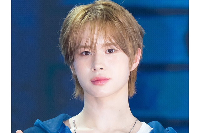 爆イケな10代！TWS・ギョンミン、“最年少”とは思えない色気漂う姿に反響「大人の男に…」【PHOTO】 画像