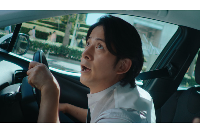 岡田准一と山田杏奈の上司・部下コンビふたたび！ 「朝マック」新TVCMを放映 画像