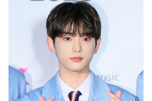 &TEAM・ハルア、“爆イケ”なメガネ姿にファン胸キュン「オッパビジュ」「イケイケすぎ」【PHOTO】 画像