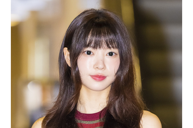 ILLIT・モカ、『晩餐歌』カバー動画が100万回再生突破!「とても素敵な曲をカバーできて光栄」 画像