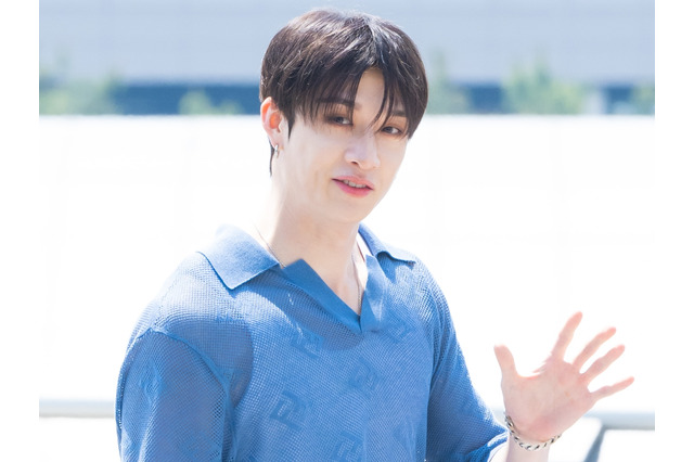 Stray Kids・バンチャン、“ツンデレコーデ”で空港に降臨！血管浮き出るムキムキな腕に視線釘づけ【独自写真】 画像