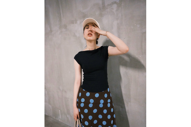 のん、“夏気分高まる”私服コーデにファン歓喜「色の組み合わせが素敵」 画像