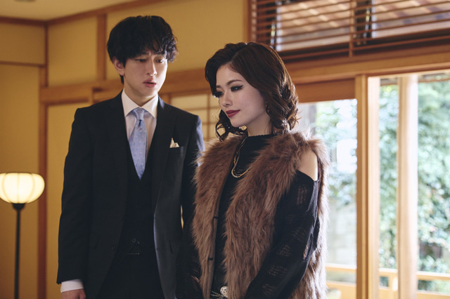 小芝風花が自身初「ド派手ギャルメイク」で豹変！？『私の夫と結婚して』5話・6話あらすじが公開 画像