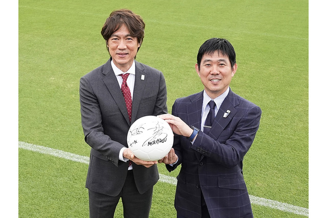 森保一とホン・ミョンボ。日韓サッカー代表監督による初の対談はなぜ実現したのか。その舞台裏を明かす 画像