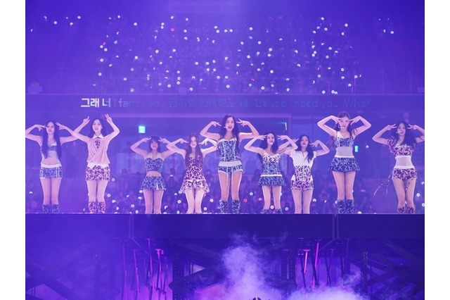 サプライズもあったTWICE革新的ワールドツアーの全容「足の力が抜けるほどうれしい」【写真15枚】 画像