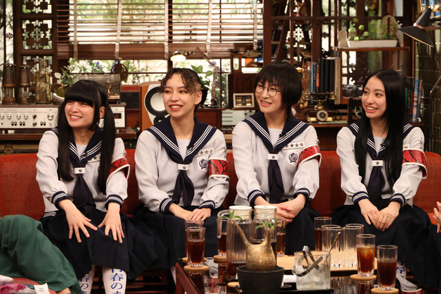 新しい学校のリーダーズが「さんまのまんま」初出演！明石家さんまの“はみだしていく”挨拶にスタジオ爆笑 画像