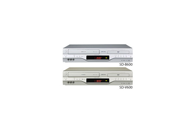 東芝、VHS一体型DVDプレーヤー2機種　22,000円前後から 画像
