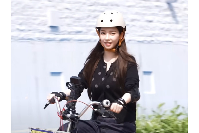 aespaのカリナ、自転車に乗れるようになる 画像