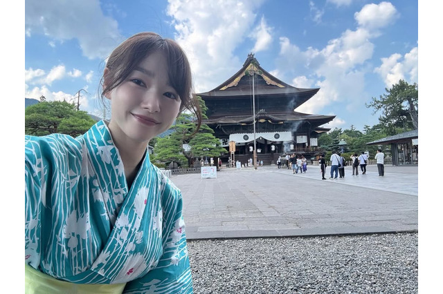 桜井日奈子、浴衣で長野の夏満喫「んもぅ蕎麦おいしすぎ」 画像