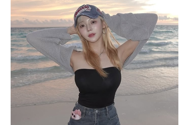 こんなにグラマラスなの？韓国の金髪チアガール、大胆スイムウェアで圧巻スタイルを堂々披露【PHOTO】 画像