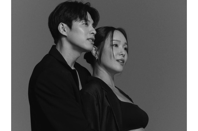 「心と体がひとつになった瞬間」韓国美人歌手♥バレリーノ夫妻マタニティフォトが話題 画像