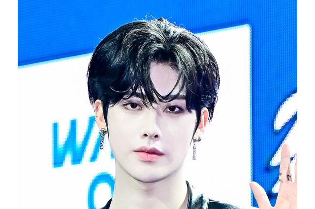 ZB1・リッキー、上半身露わにしてタトゥー公開！色気たっぷりのレアSHOTに「手加減して」【PHOTO】 画像