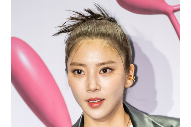 自身の結婚式に“親友”芸能人が全員欠席した韓国女優（41）、結婚相手は元カレだった!? 画像