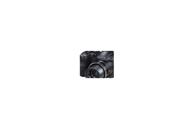富士フイルム、デジカメ「FinePix」の光学18倍ズームレンズ搭載モデルなど2製品 画像