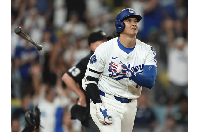 彼こそ二刀流の究極形？大谷翔平の史上初「50-50」達成を韓国紙も祝福「“マンガ野球”を現実世界で体現」 画像
