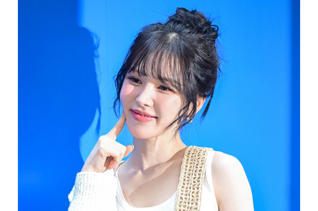 支えきれてる？Red Velvet・ウェンディ、紐なしトップスで見せた意外なボリューム感【PHOTO】 画像