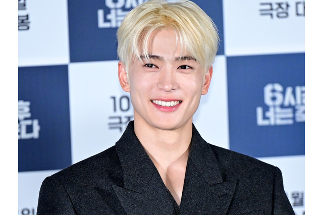 NCT・ジェヒョン、入隊中も才能発揮!韓国軍公式応援歌で歌唱者に抜擢…軍楽隊の顔に 画像