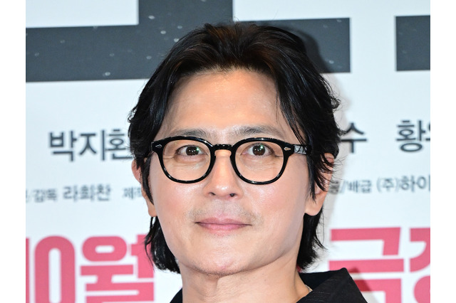 “韓流四天王”俳優チャン・ドンゴン、依然としてハンサムな姿で虜に!近況が突如公開【PHOTO】 画像