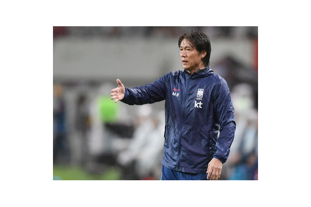 ブラジルに5失点のホン・ミョンボ監督「多くを学んだ。選手のミスは否定的に見ることではない」 画像