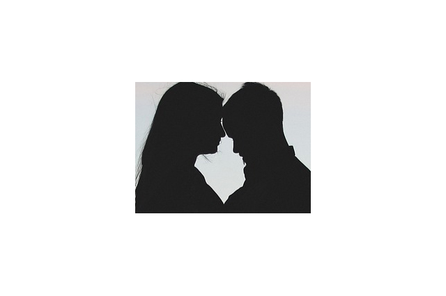 K-POPアイドルの密室ラブラブ映像を暴露脅迫の社長に懲役刑 画像