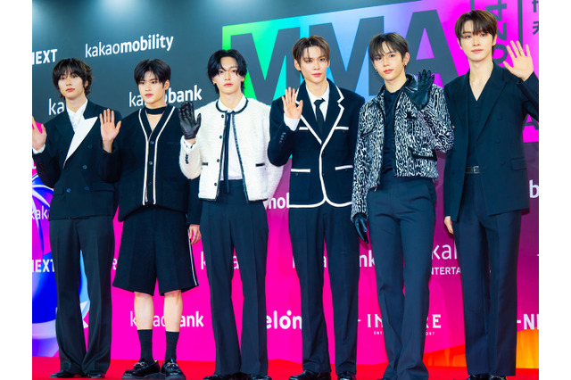 RIIZE、韓国の大手カフェチェーンとコラボグッズ発売決定!50人参加のサイン会で初公開 画像