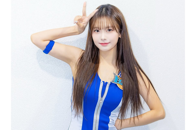 健康的な美脚に目が行く…韓国の21歳チアガール、大胆ホットパンツ衣装でファンを魅了！【PHOTO】 画像