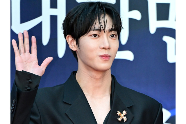 「心の準備が…」イケメン俳優チュ・ヨンウ、筋肉バキバキの“上半身SHOT”にファン騒然【PHOTO】 画像