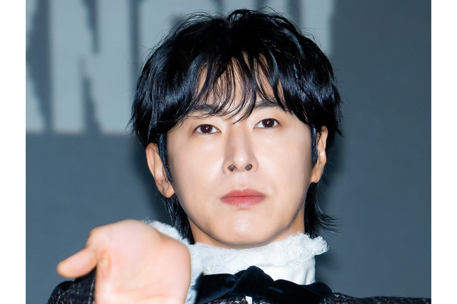 東方神起・ユンホ、新曲『Stretch』パフォーマンスで見せるベテランの貫禄！幅広い活動を展開中 画像