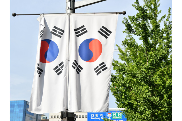 韓国マラソン大会で悲劇、20代有望ランナーが1tトラックに轢かれ脳死判定　80代運転手「人に気づかなかった」 画像