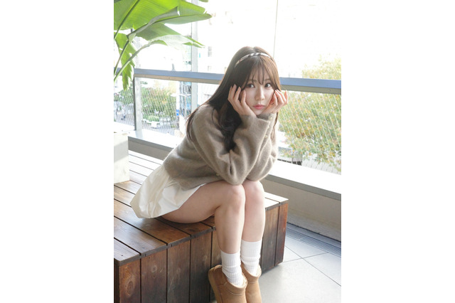 鈴木ふみ奈、“彼女感”たっぷりのミニスカ私服コーデにファン悶絶 画像