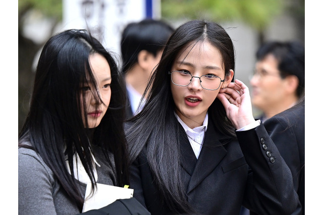 「社会では母より契約書が上」「母は解決してくれない」NewJeansのADOR復帰、韓国弁護士ユーチューバーの“痛烈な一言”が話題に 画像