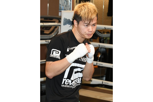那須川天心、試合に敗北し土下座「 一生懸命やりました」「後悔は無いです」 画像